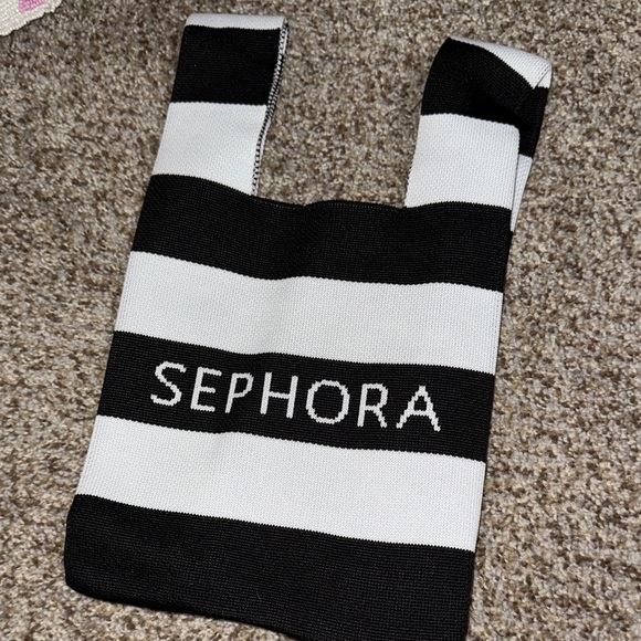 Sephora Monochrome Striped Tote - Picture 2 of 3